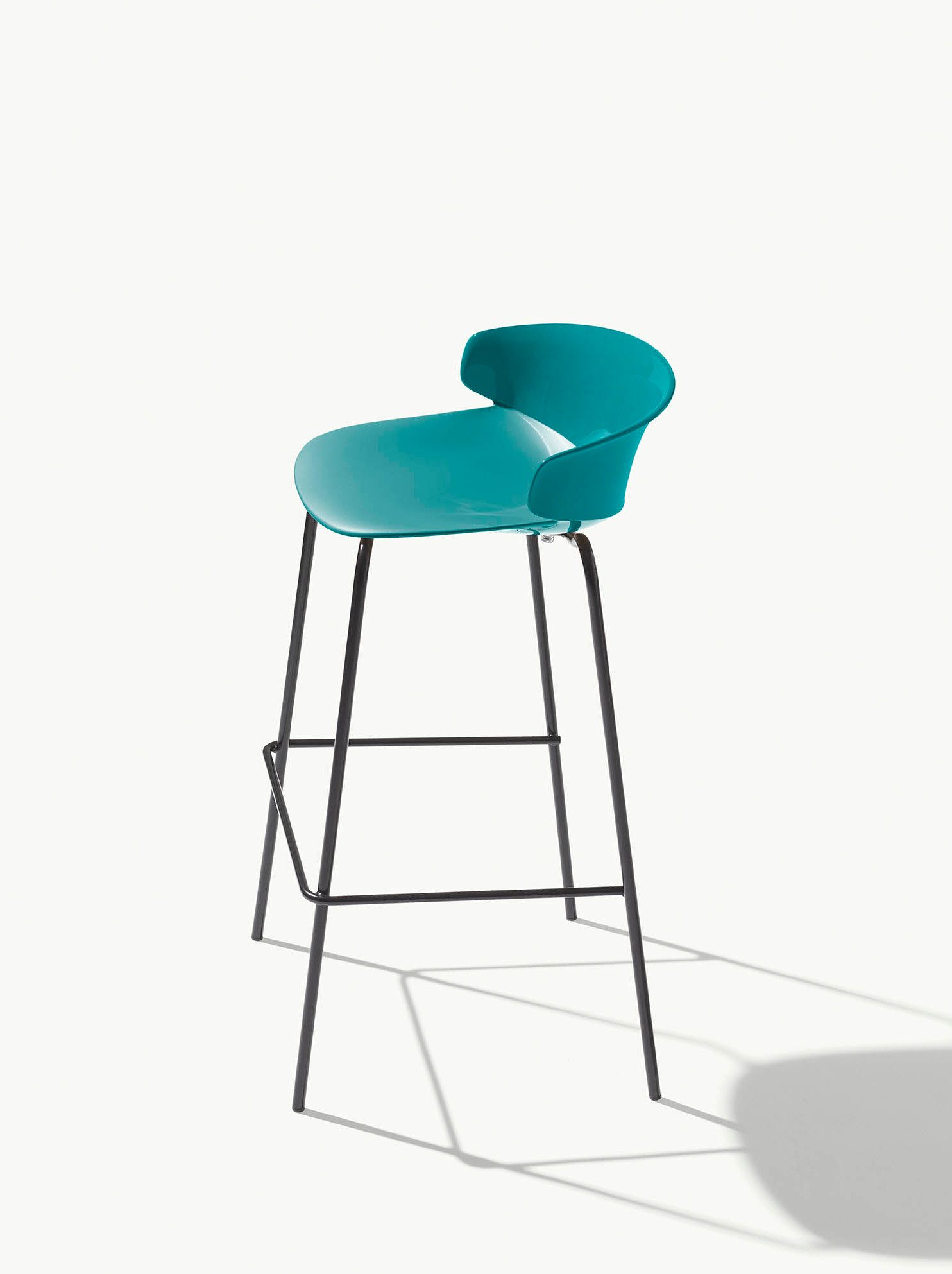 Banco alto Classy 1092 com concha azul petróleo e apoio de pés